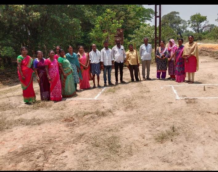  మహిళ సంఘ భవన నిర్మాణ భూమి పూజ నేటి ప్రభాత దర్శిని ఇల్లంతకుంట